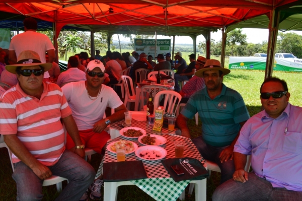  Confraternização - Encontro dos Amigos